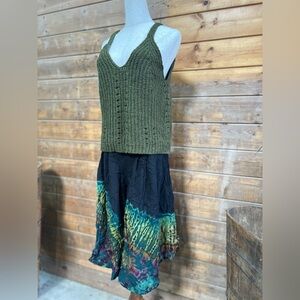Love Stitch Crochet V Neck Spaghetti Strap Top Green Size Medium